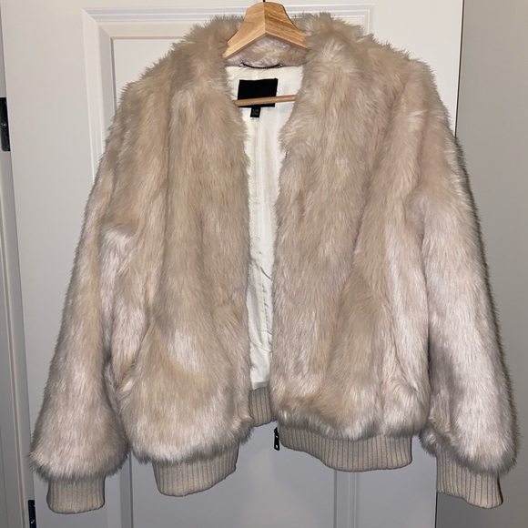 Banana Republic Faux Fur Bomber Jacket - Picture 1 of 7